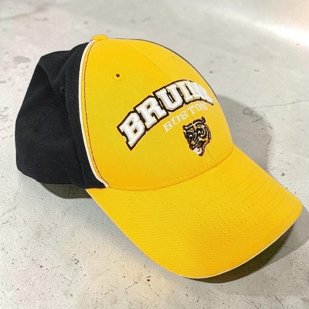 VTG Twins Enterprise Boston Bruins 1992 Flexfit Hat NHL Hockey Yellow Black Cap